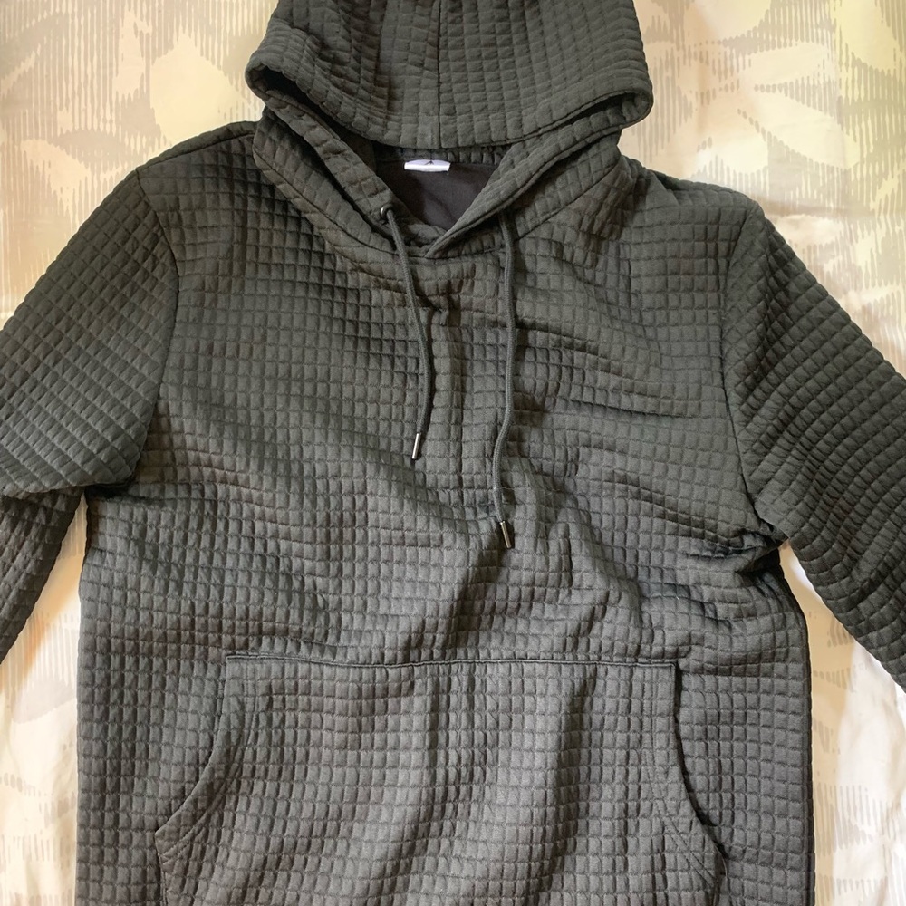 Quilted Hooded Pullover Sweatshirt - TACTICAL Design